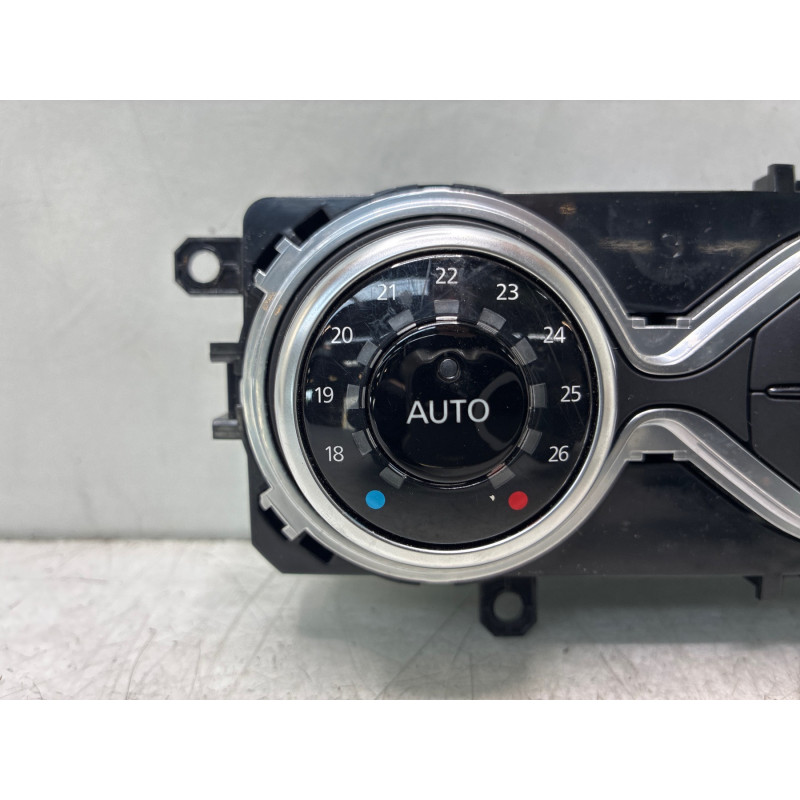 Commande chauffage RENAULT CLIO 4 Photo n°5