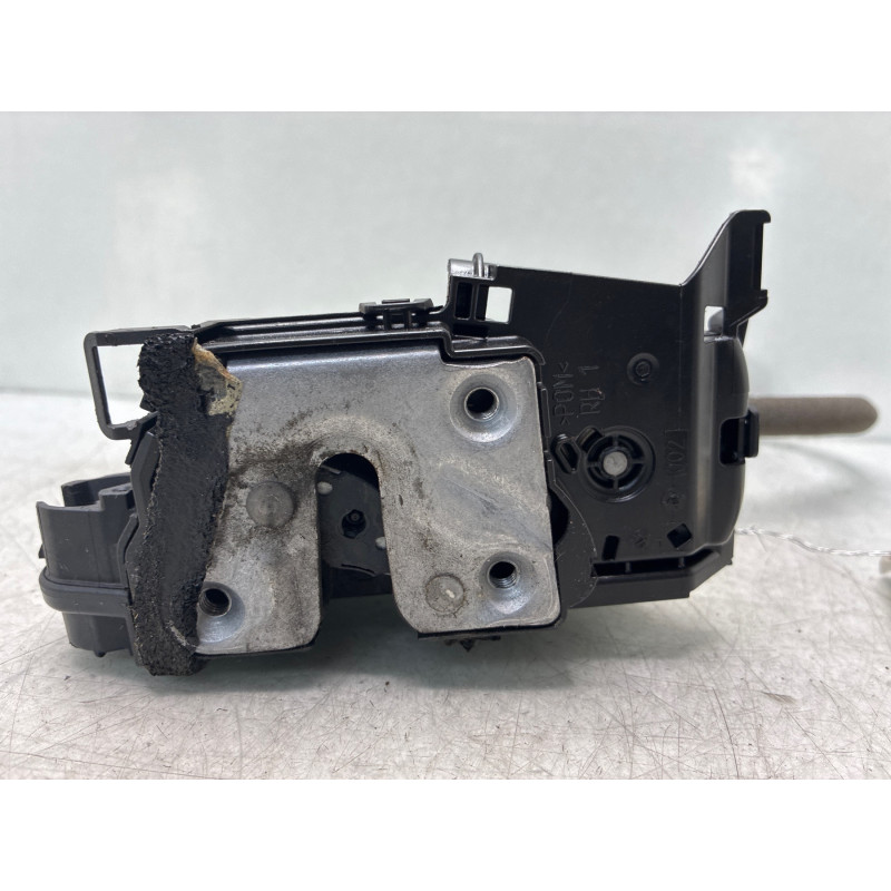 Serrure arriere droit RENAULT CLIO 4 Photo n°1