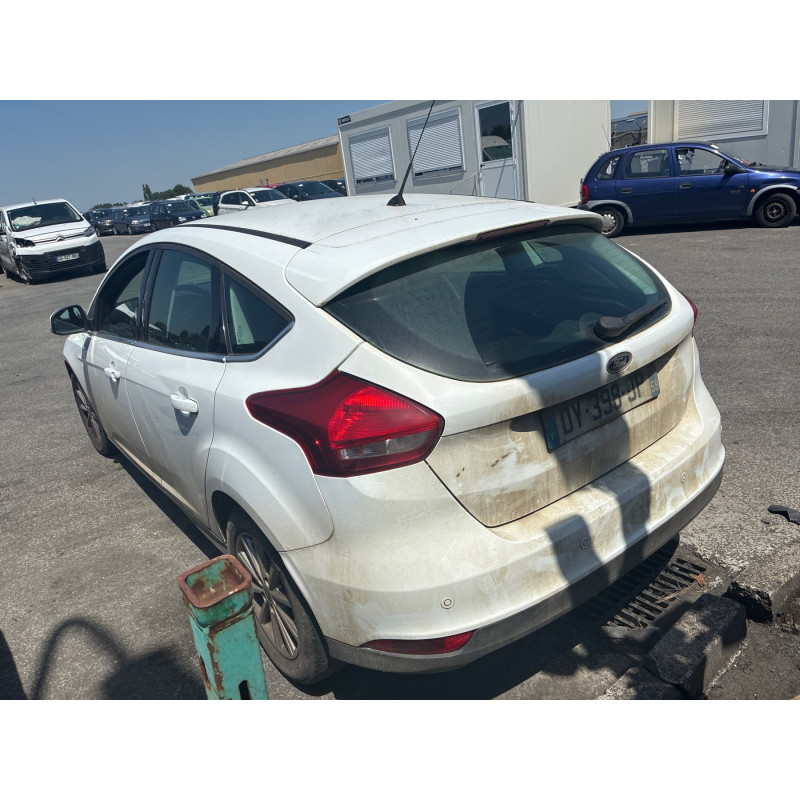 FORD FOCUS 3 PHASE 2 1.0i - 12V TURBO Photo n°4