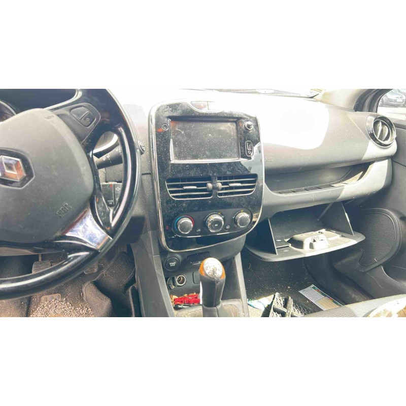 RENAULT CLIO 4 PHASE 1 1.5 DCI - 8V TURBO Photo n°4