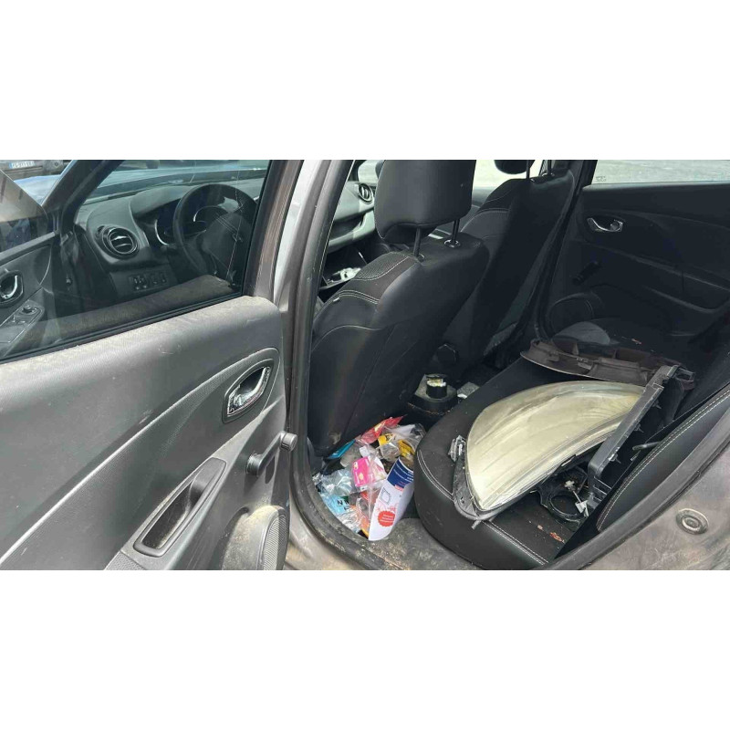 RENAULT CLIO 4 PHASE 1 1.5 DCI - 8V TURBO Photo n°11