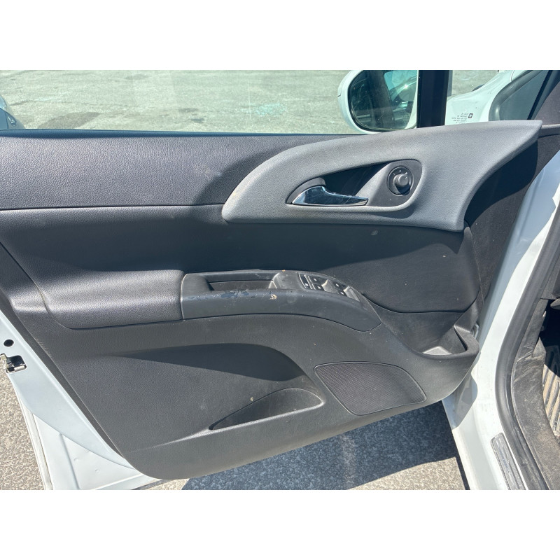 OPEL MERIVA B PHASE 1 1.7 CDTI - 16V TURBO Photo n°8
