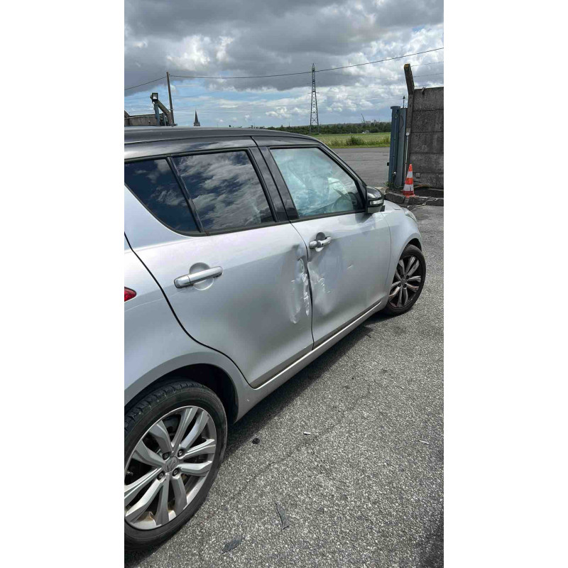 SUZUKI SWIFT 4 1.2i - 16V Photo n°11
