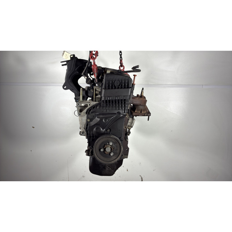 Moteur CITROEN XSARA PICASSO Photo n°4