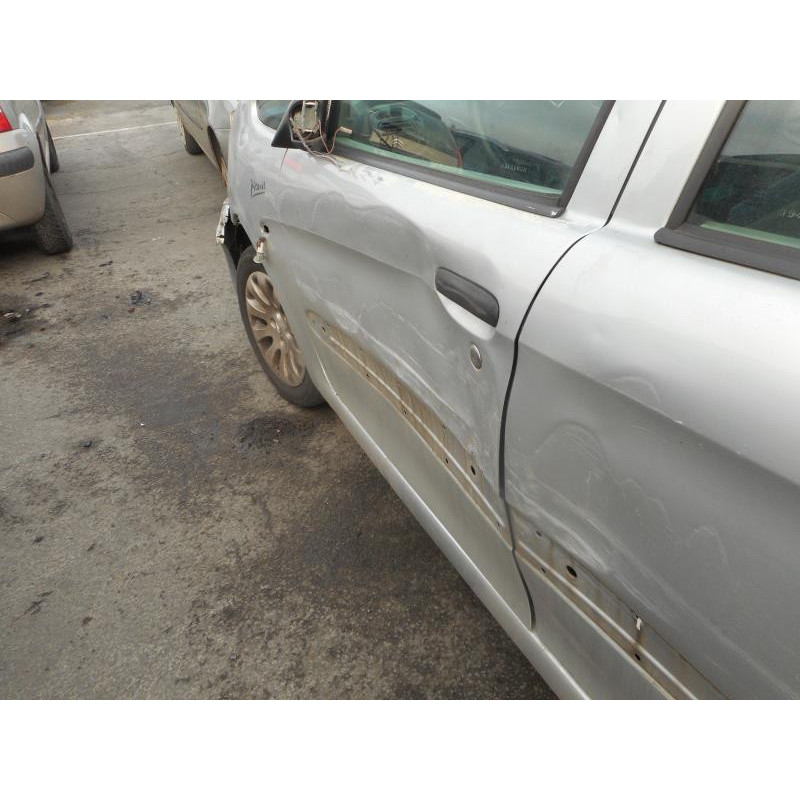 Moteur CITROEN XSARA PICASSO Photo n°9