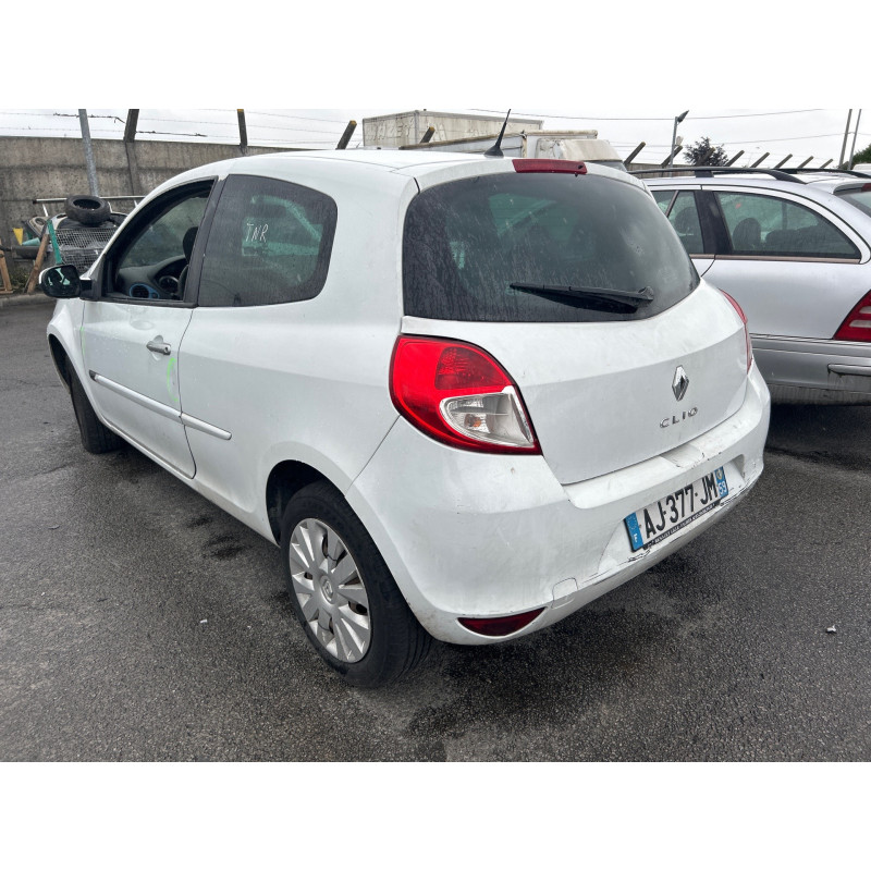 Vitre avant droit RENAULT CLIO 3 Photo n°14