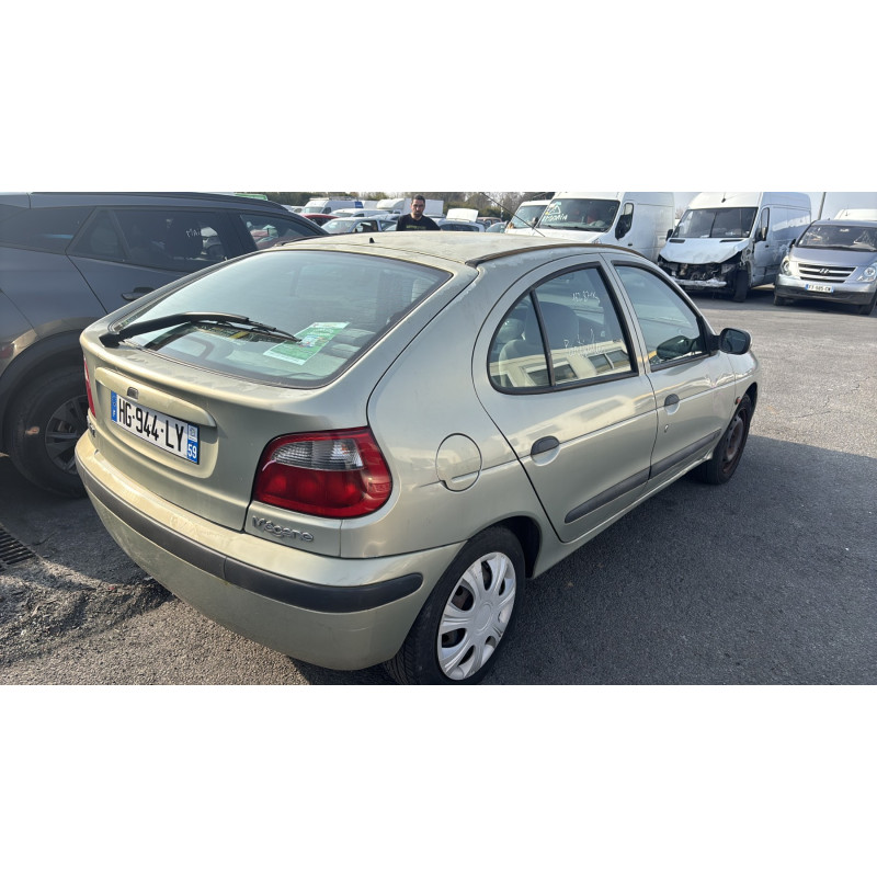 Compteur RENAULT MEGANE 1 Photo n°19