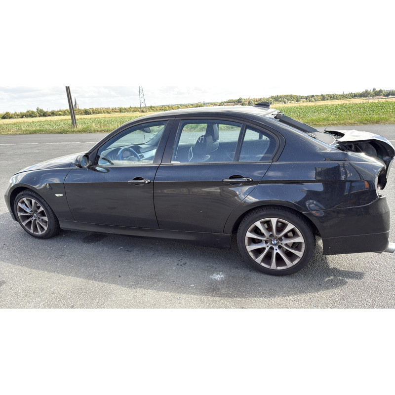 Capot BMW SERIE 3 E90 Photo n°10