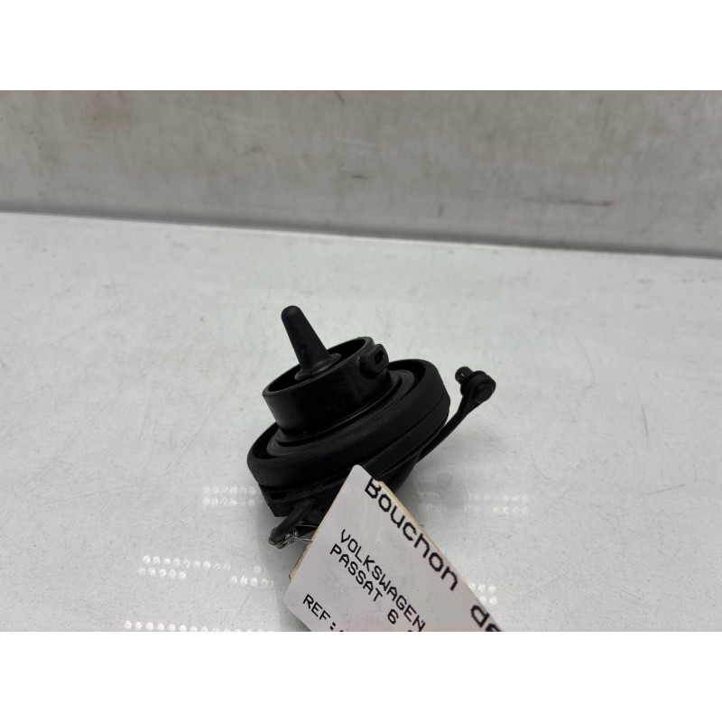 Bouchon de carburant VOLKSWAGEN PASSAT 6 Photo n°2
