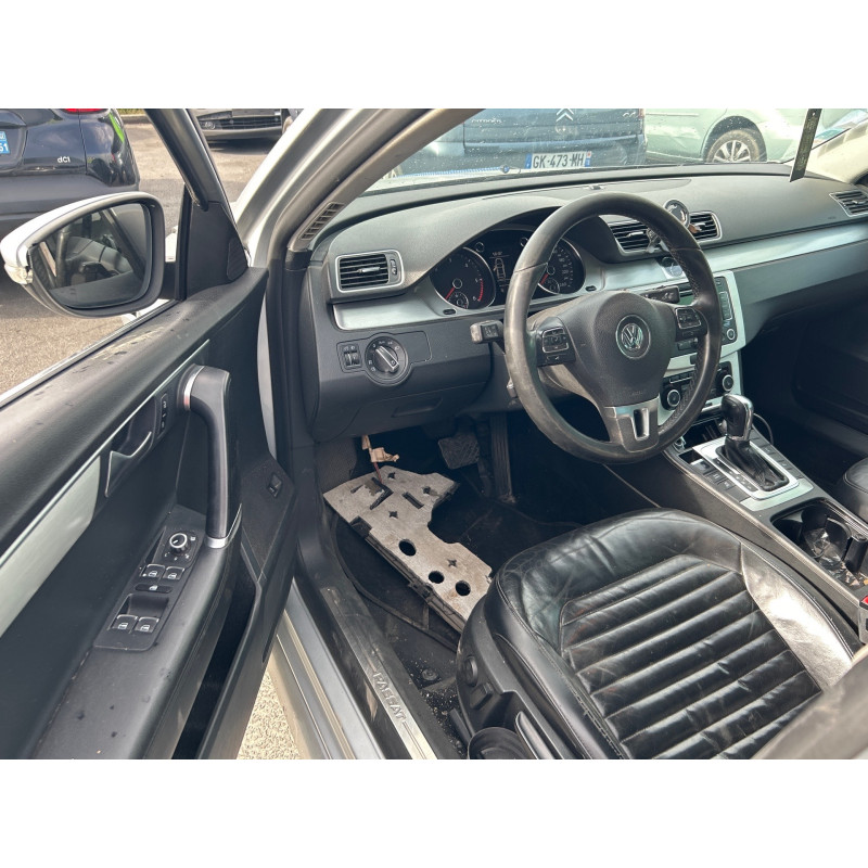 Vitre avant droit VOLKSWAGEN PASSAT 6 Photo n°5