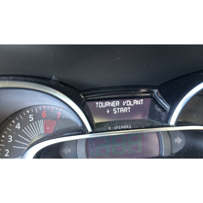 Vitre arriere droit RENAULT CLIO 4 Photo n°20