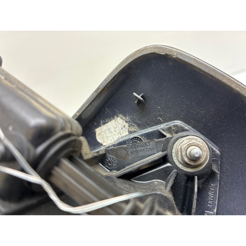 Bouton de coffre RENAULT CLIO 2 CAMPUS Photo n°4