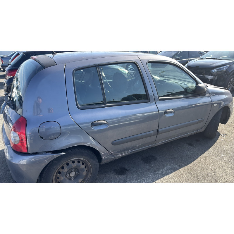 Bouton de coffre RENAULT CLIO 2 CAMPUS Photo n°11