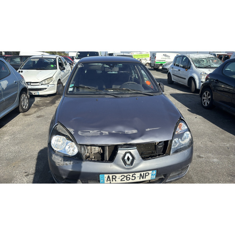Bouton de coffre RENAULT CLIO 2 CAMPUS Photo n°12