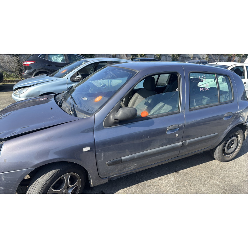 Bouton de coffre RENAULT CLIO 2 CAMPUS Photo n°13