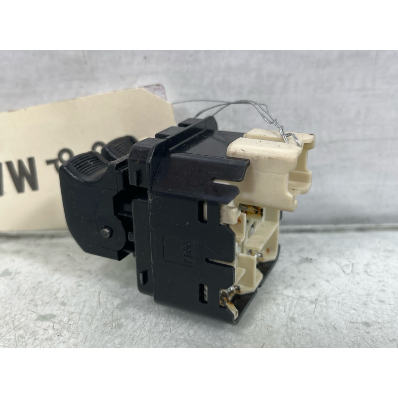 Interrupteur de leve vitre avant gauche CHEVROLET SPARK Photo n°4