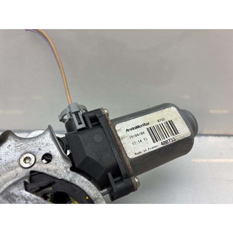 Leve vitre electrique avant gauche RENAULT CLIO 2 Photo n°2