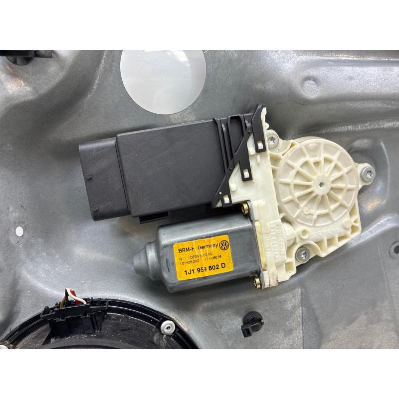 Leve vitre electrique avant droit VOLKSWAGEN GOLF 4 Photo n°5