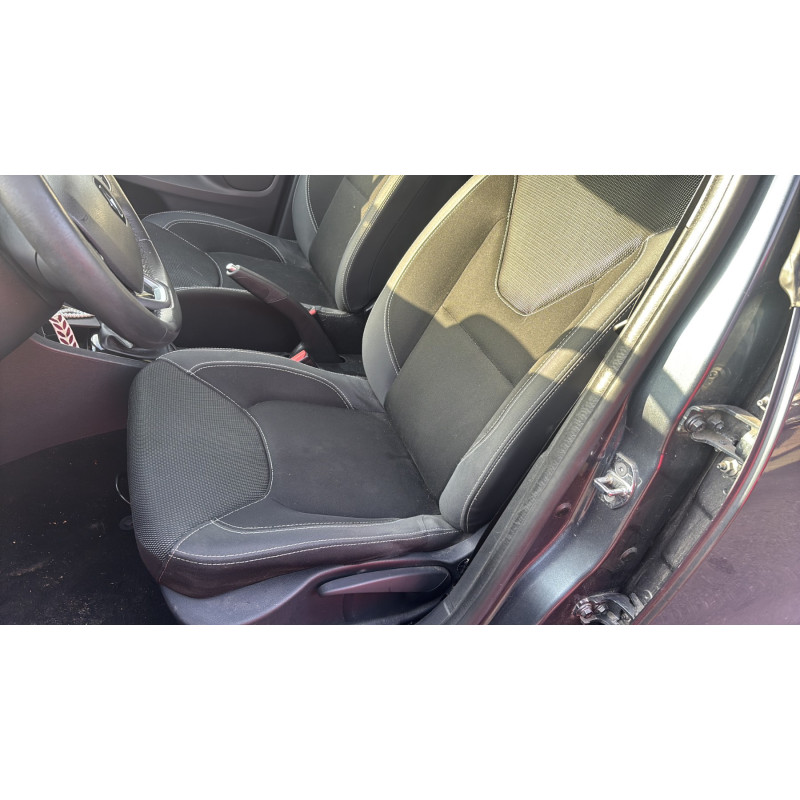 Custode arriere droit RENAULT CLIO 4 Photo n°19