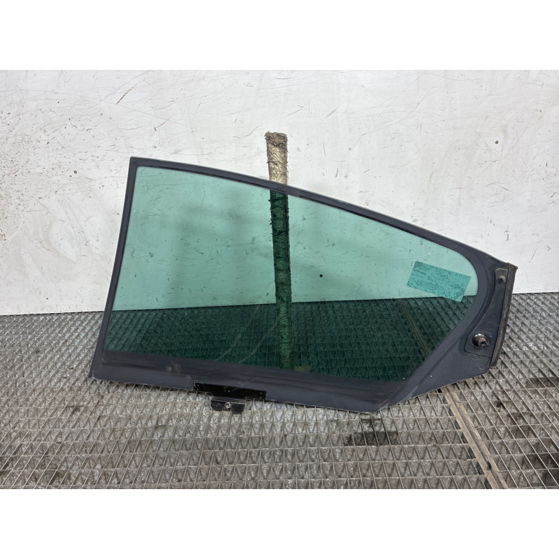 Vitre arriere droit CITROEN DS4 Photo n°1
