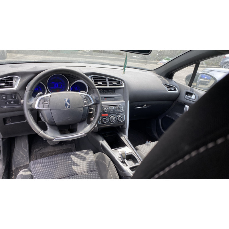 Vitre arriere droit CITROEN DS4 Photo n°17