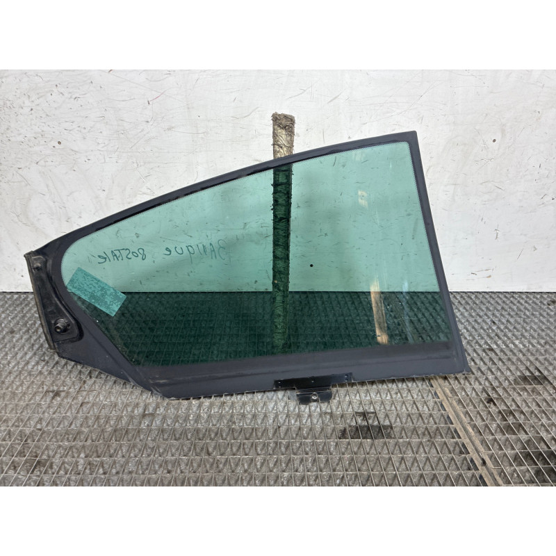 Vitre arriere gauche CITROEN DS4 Photo n°1