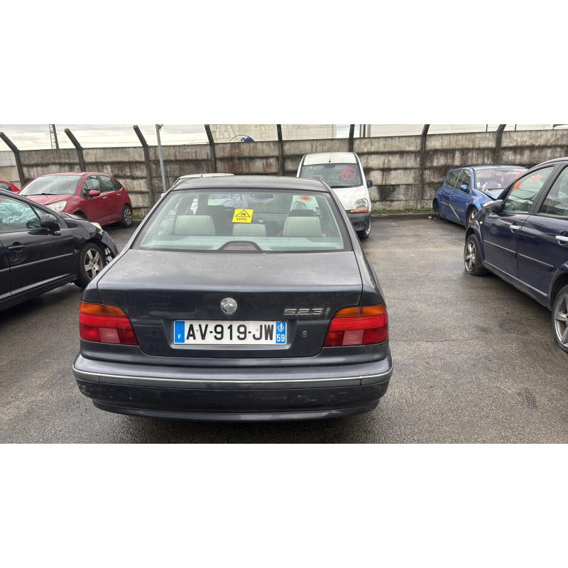 Retroviseur droit BMW SERIE 5 E39 Photo n°9