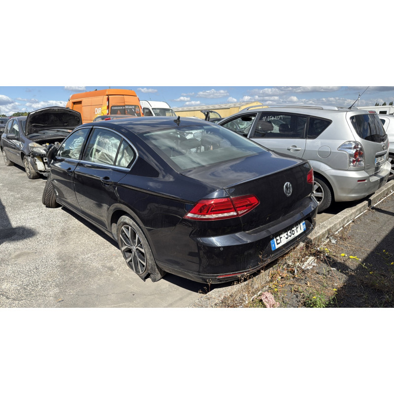 Custode avant gauche (porte) VOLKSWAGEN PASSAT 7 Photo n°12