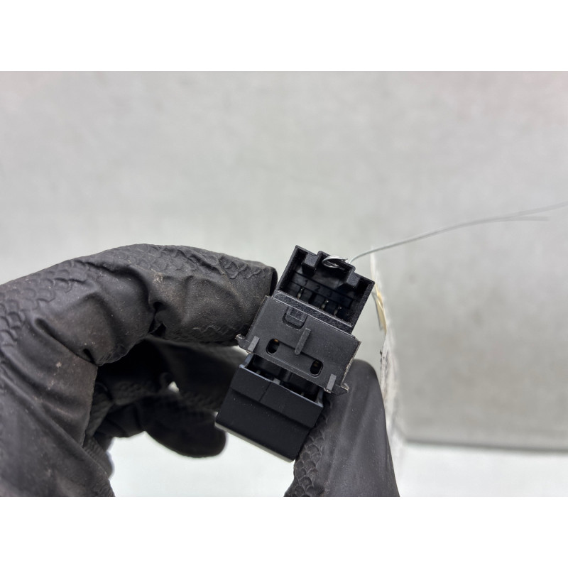 Interrupteur de leve vitre arriere gauche VOLKSWAGEN PASSAT 7 Photo n°3