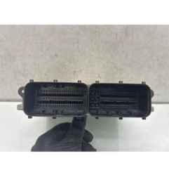 Calculateur moteur VOLKSWAGEN PASSAT 7