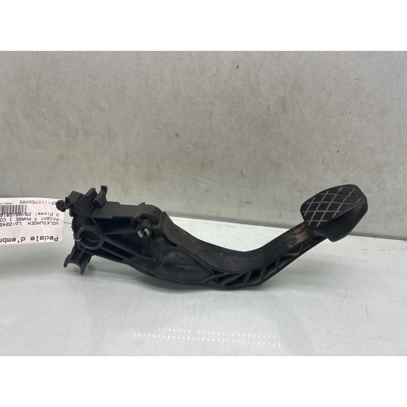 Pedale d'embrayage VOLKSWAGEN PASSAT 7 Photo n°3