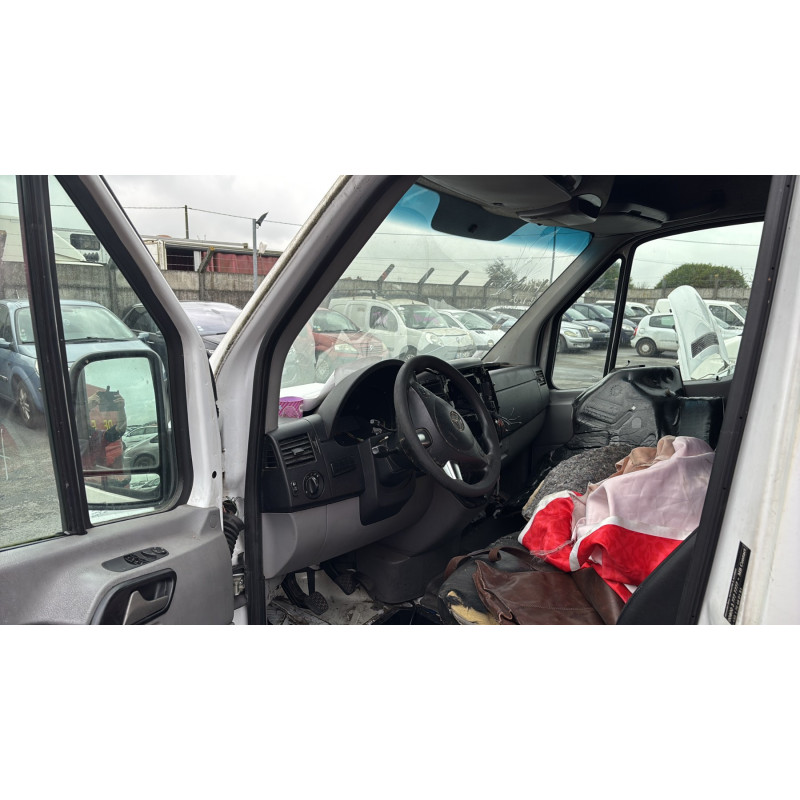 Poignee porte avant gauche MERCEDES SPRINTER 2 Photo n°12