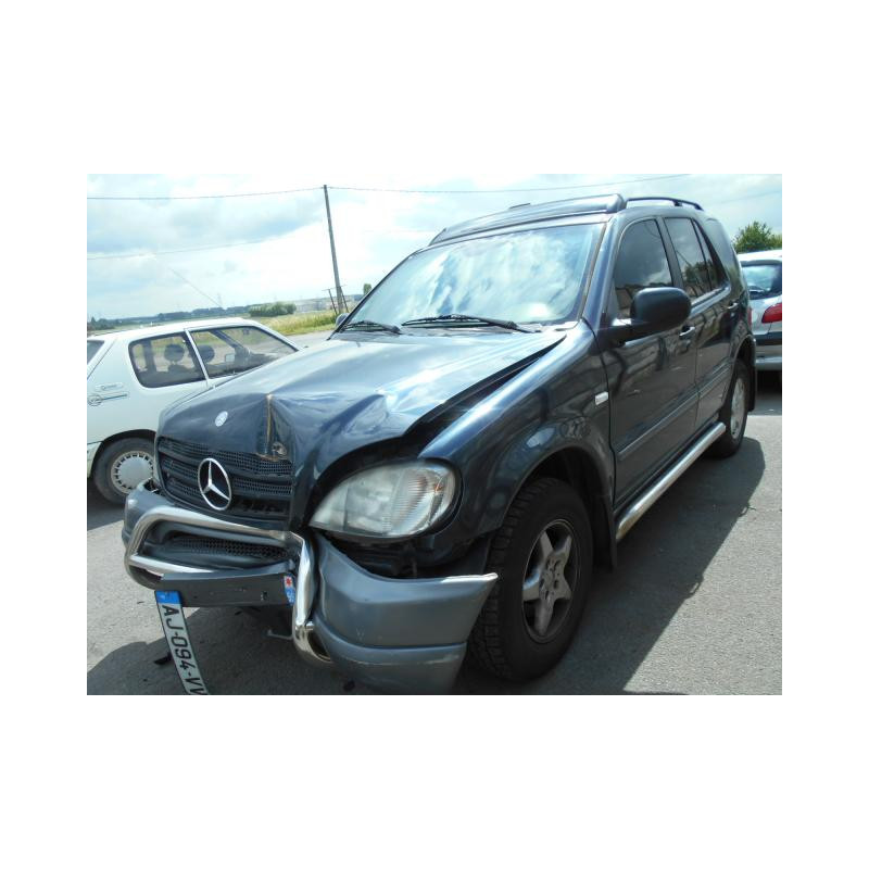 Pont (propulsion) MERCEDES CLASSE M 163 Photo n°1