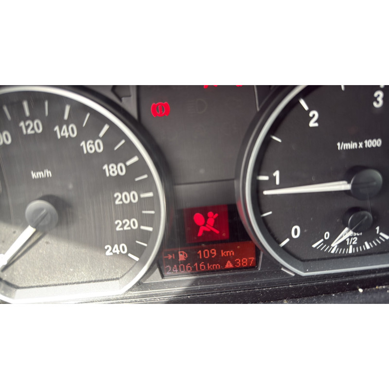 Custode arriere droit (porte) BMW SERIE 1 E87 Photo n°20
