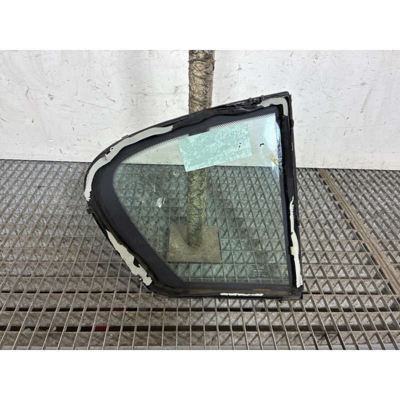 Custode arriere gauche (porte) BMW SERIE 1 E87 Photo n°2
