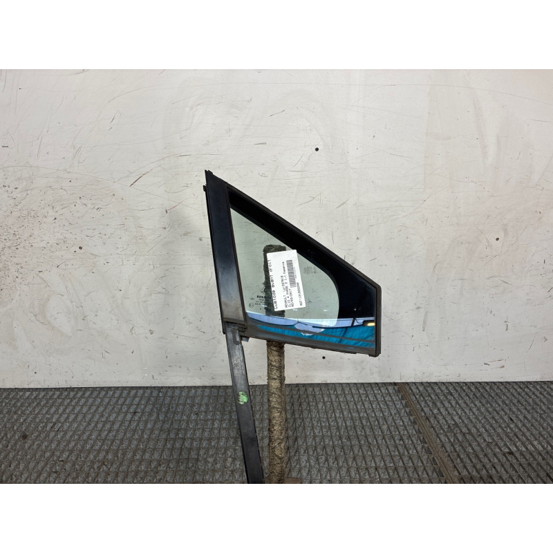 Custode avant droit (porte) RENAULT CLIO 4 Photo n°1