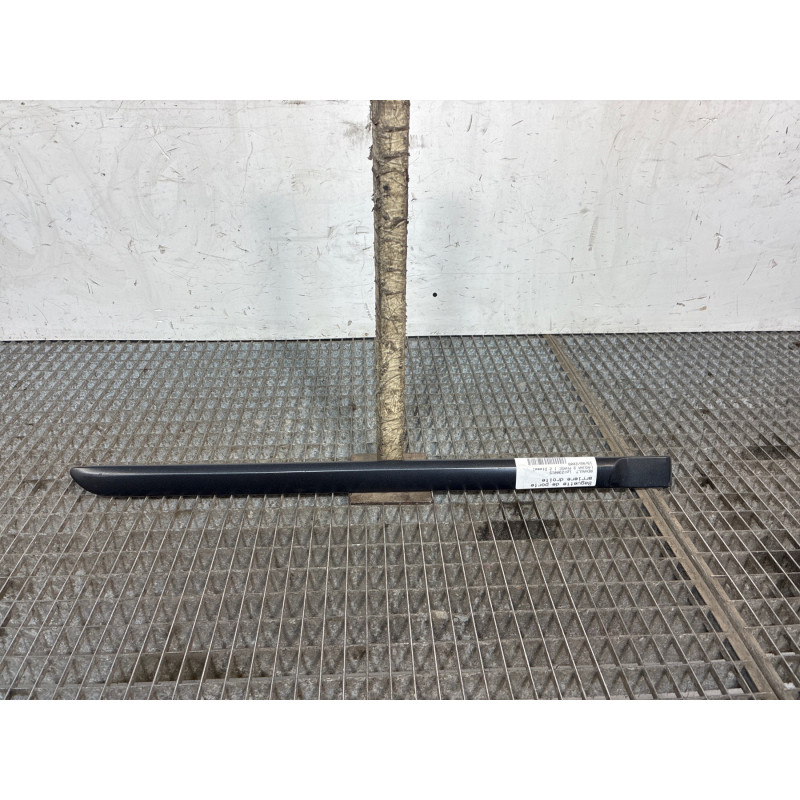 Baguette de porte arriere droite RENAULT LAGUNA 3 Photo n°3