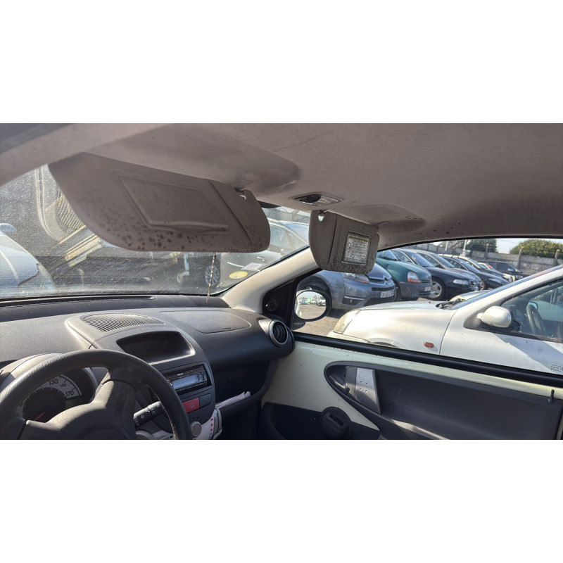 Capot CITROEN C1 1 Photo n°15