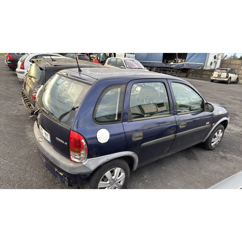 Aile avant gauche OPEL CORSA B Photo n°10