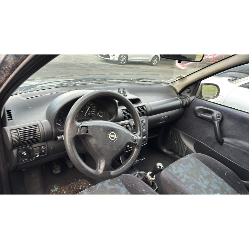 Aile avant gauche OPEL CORSA B Photo n°15