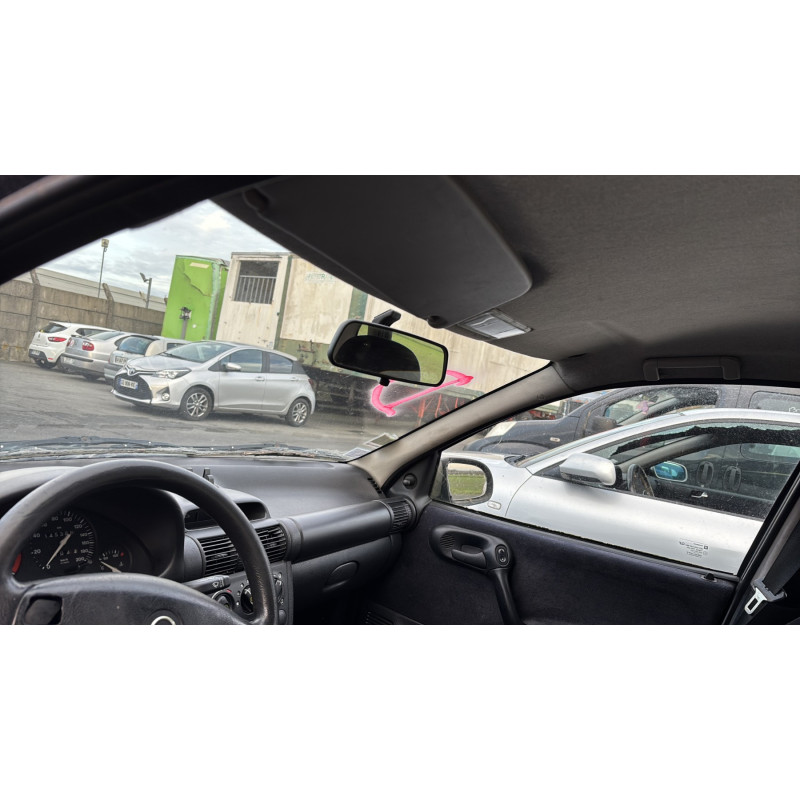 Aile avant gauche OPEL CORSA B Photo n°16