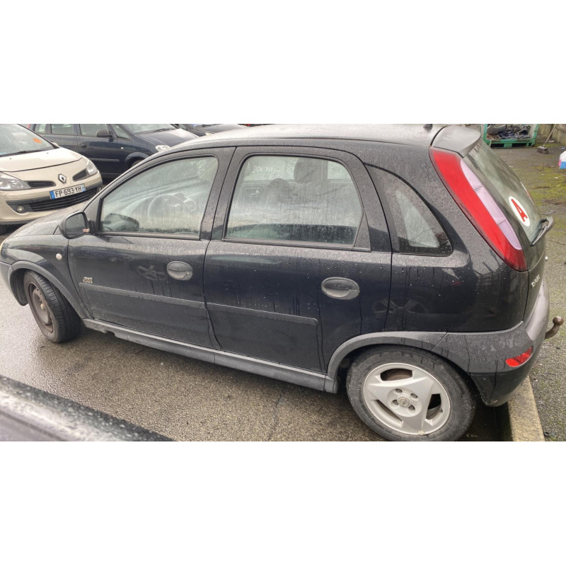Capot OPEL CORSA C Photo n°9