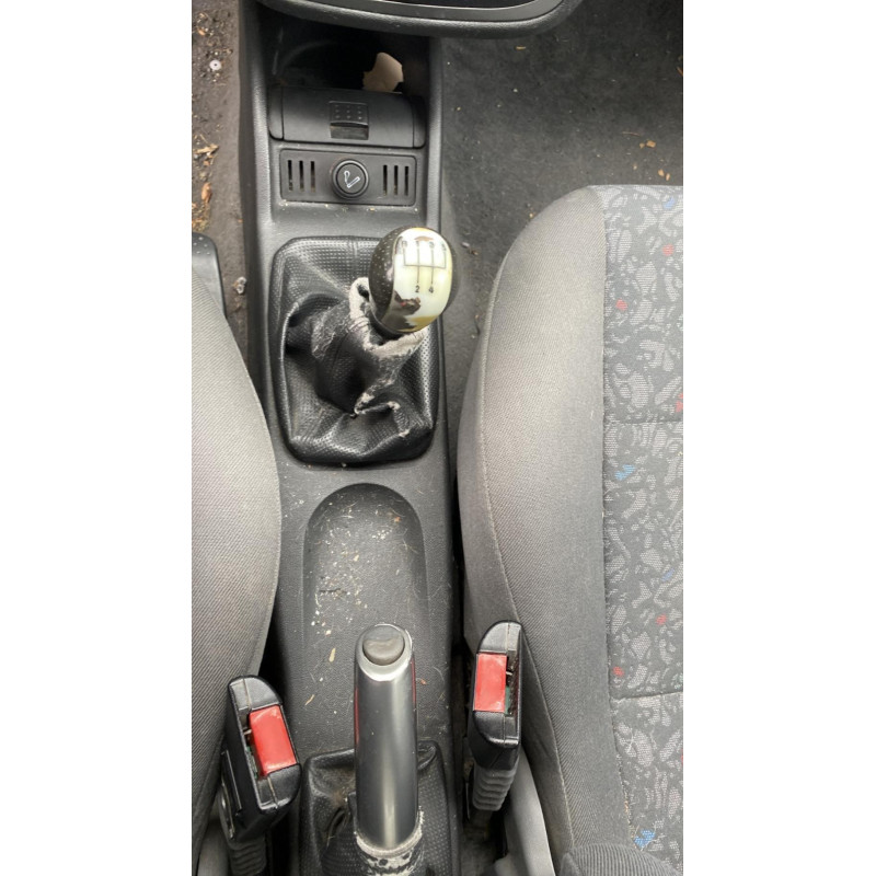Capot OPEL CORSA C Photo n°11