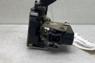 Serrure avant droit DACIA SANDERO 1