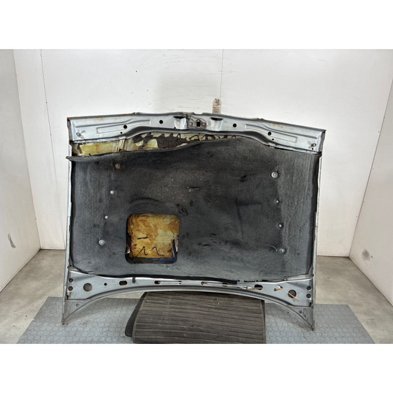 Capot MERCEDES 200 W123 Photo n°3