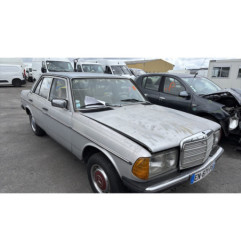 Capot MERCEDES 200 W123