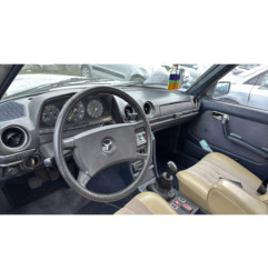 Capot MERCEDES 200 W123