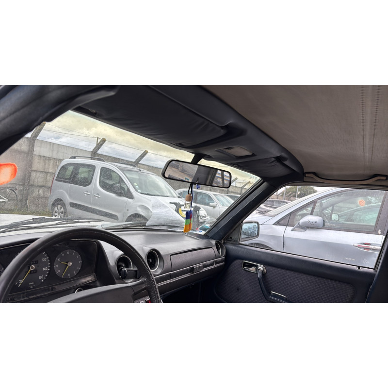 Capot MERCEDES 200 W123 Photo n°16
