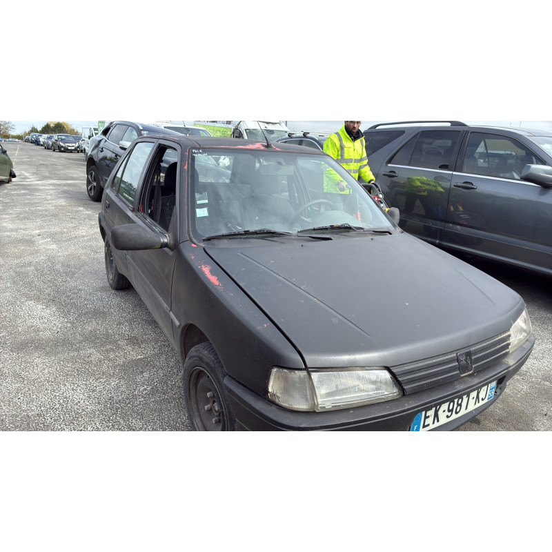 Capot PEUGEOT 106 Photo n°4