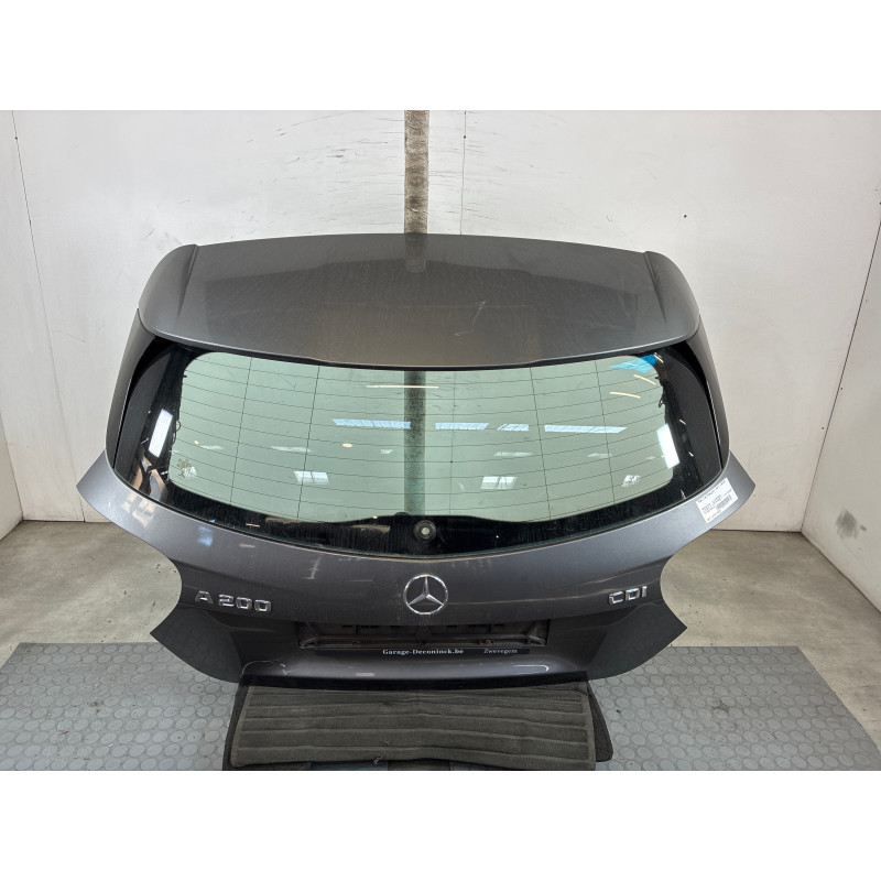 Malle/Hayon arriere MERCEDES CLASSE A 176 Photo n°1